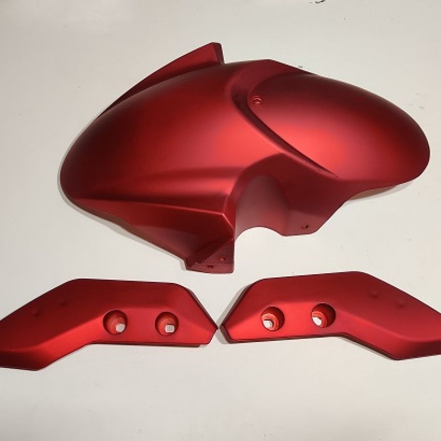 Kruiser Heritage: Etulokasuoja + sivulevyt punainen