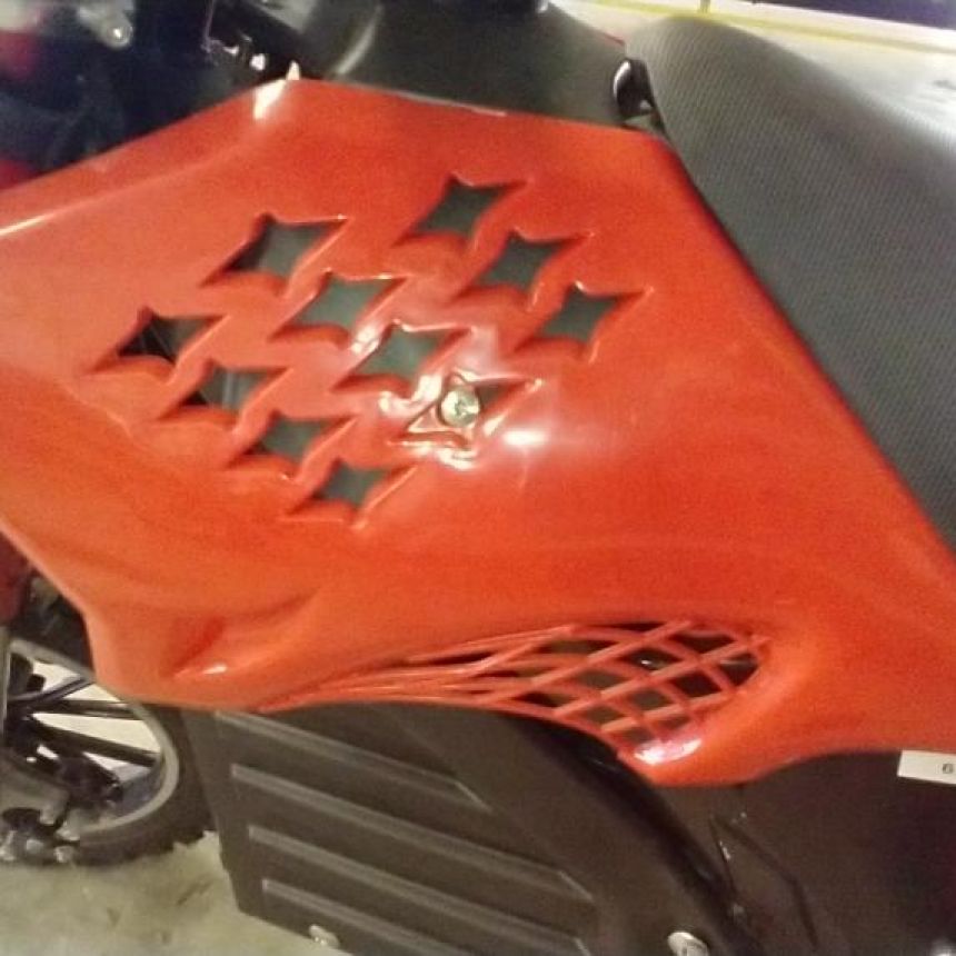 Kids Cross Etu vasen ja oikea tankin koristelevy punainen